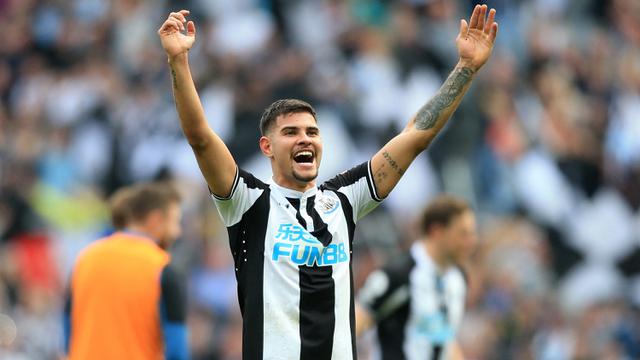 Foto: Daftar 5 Pesepak Bola Brasil dengan Nilai Transfer Selangit di Liga Inggris, Kiper Liverpool Termahal