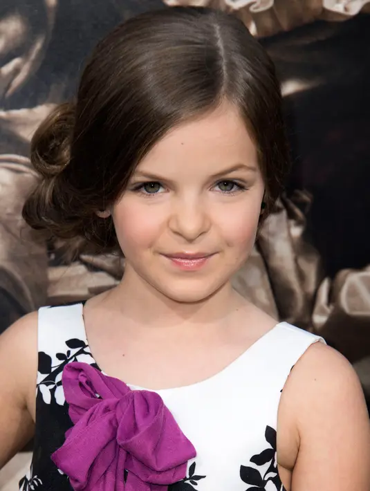 Aktris Samara Lee berpose saat menghadiri pemutaran perdana 'Annabelle: Creation' di Hollywood, California (7/8). (AFP Photo/Valerie Macon)