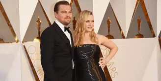 Kate Winslet dan Leonardo DiCaprio sempat disiarkan memiliki kedekatan yang spesial. Tak diketahui kabar selanjutnya, namun rumor terabru menyebutkan bahwa keduanya melakukan kencan. Benar kah? (AFP/Jason Merritt)