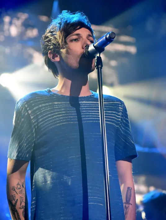 "Freddie kini berusia 2 bulan, dia sangat aktif dan menggemaskan, tak heran jika Louis kerap merindukannya,"jelas ibunda Louis Tomlinson. (AFP/Bintang.com)
