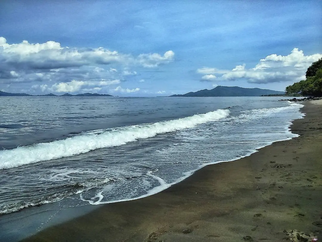 Pantai Wairterang, Maumere, Flores, NTT. (Sumber Foto: thomaschedang/Instagram)