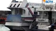 Gelombang tinggi di tengah Selat Sunda membuat pihak ASDP Merak menghentikan sementara penyeberangan Merak-Bakauheni. Penumpang pun dialihkan ke kapal roro. 
