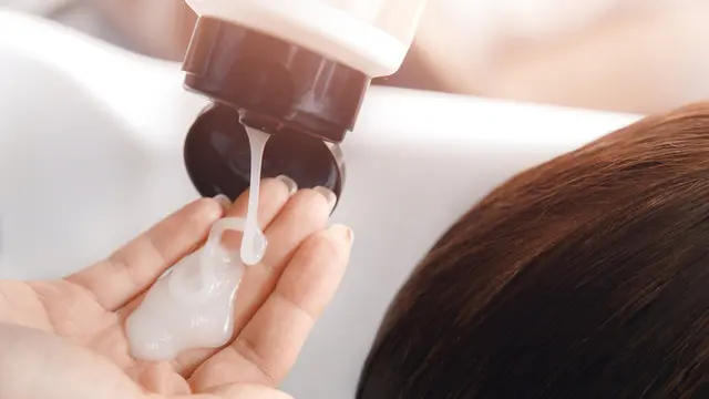 4 Langkah Kembalikan Kilau pada Rambut, agar Bisa Bersinar dan Tampil Semakin Cantik