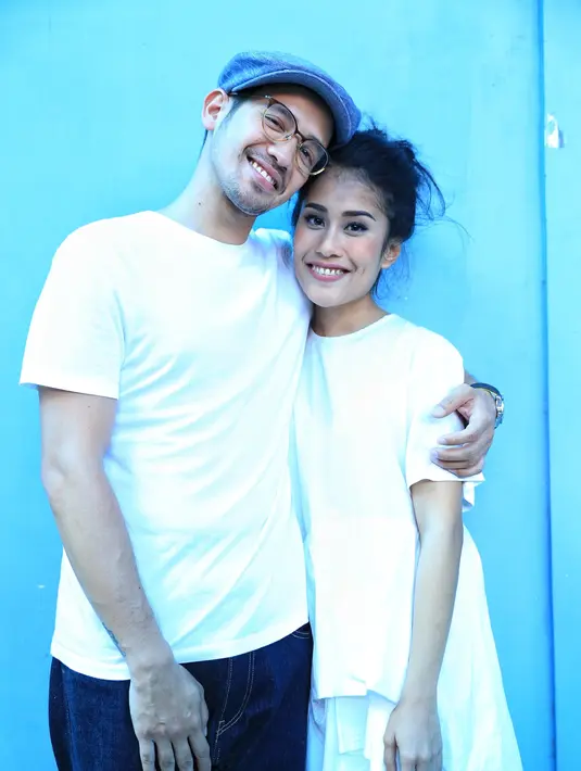 Pada hari bahagianya nanti, Tarra dan Gya ingin menggunakan konsep tradisional Sunda. Sedangkan untuk resepsi pernikahan akan digelar diluar ruangan atau outdoor. Lantaran beberapa gedung telah penuh. (Adrian Putra/Bintang.com)