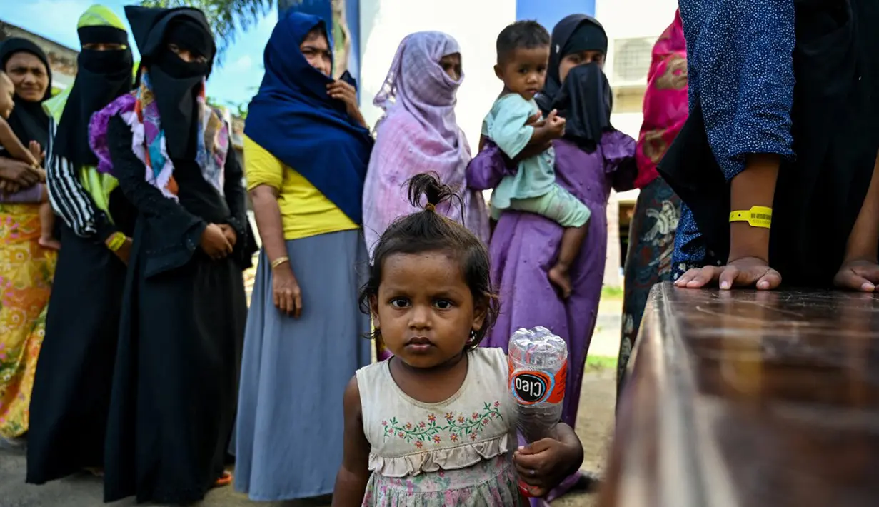 Selain itu, mereka juga berpotensi terkena infeksi saluran pernafasan akut (ISPA). (CHAIDEER MAHYUDDIN/AFP)