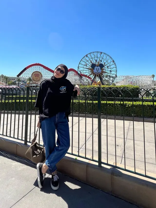 Istri The Prediksi menyusul suami ke Amerika (Foto: Instagram dianayulestari)