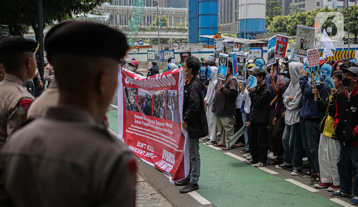 Organisasi Kongres Uighur Dunia melaporkan tindakan Pemerintah China yang melarang warga negaranya atau siapapun yang berada di Tiongkok, untuk melalukan ibadah puasa. (Liputan6.com/Faizal Fanani)