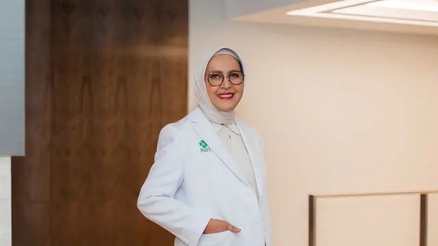 Prof. dr. Aida Lydia, Ph.D, Sp. P.D, Subsp. G.H. (K) selaku Dokter Spesialis Penyakit Dalam Subspesialis Ginjal Hipertensi RS Pondok Indah – Pondok Indah,