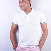 Solois berdarah Ambon ini kembali curahkan kreativitas dan semangat bermusiknya. (Febio Hernanto/Bintang.com)