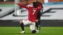 Selebrasi tersebut sejatinya sudah dilakukan Cavani sejak masih membela Paris Saint-Germain. (Foto: AFP/Pool/Clive Rose)