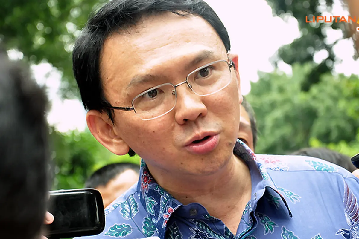 ahok-tilang130711b.jpg