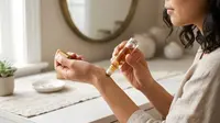 Cara Pakai Parfum Roll On agar Wanginya Awet Seharian, Jangan Asal Oles!