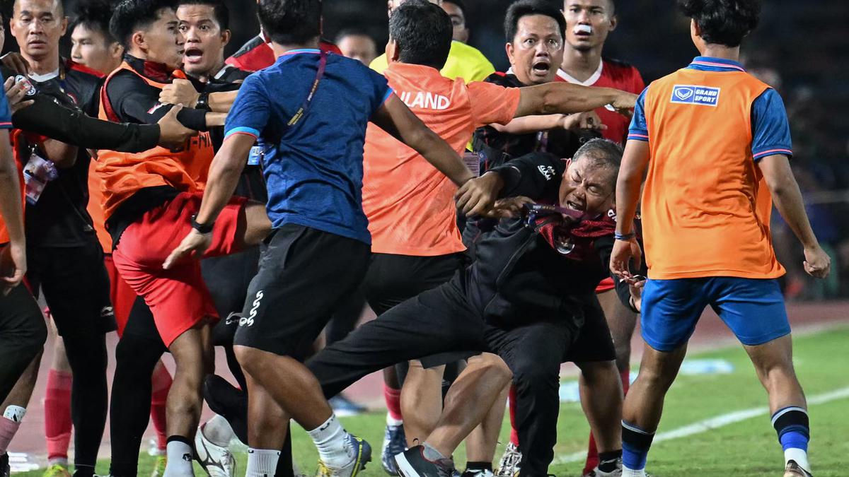 Kenangan Sahari Gultom pada Ribut-Ribut di Final SEA Games 2023: Coach Indra Sjafri Tenangkan Kami