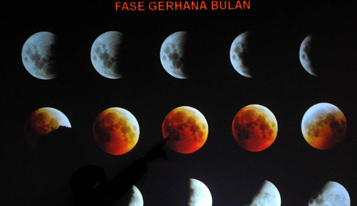Gerhana bulan kali ini adalah bagian dari rangkaian 4 gerhana bulan total yang berurutan (gerhana bulan tetrad). Dua gerhana terjadi pada 2014 dan dua lainnya pada 2015, Jakarta, (8/10/14).(Liputan6.com/Johan Tallo) 