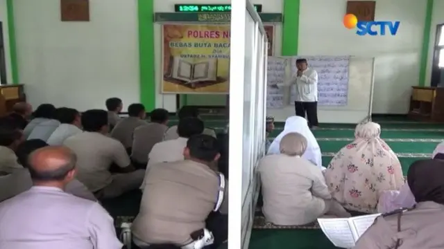Ratusan anggota Polisi Resor Ngawi, Jawa Timur, mengisi Ramadan dengan belajar membaca Alquran. Kegiatan ini merupakan salah satu program Polres Ngawi dalam memberantas buta baca Alquran bagi polisi muslim.