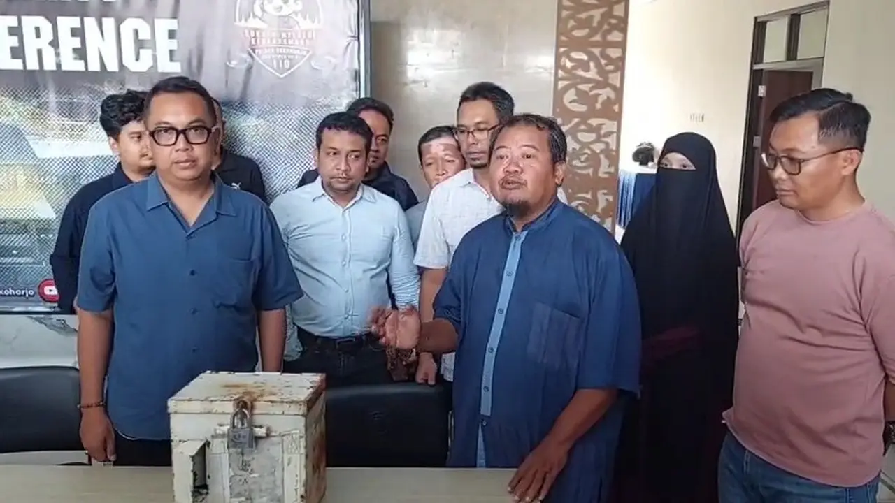 Penggeledahan Kasus Pembakaran Warung Mie Babi, Polisi Kembalikan 17 HP dan Tiga Kendaraan