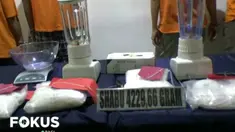Dari hasil pengembangan, petugas mengamankan tujuh pelaku yang masih satu jaringan di sejumlah lokasi lain seperti di kawasan Jakarta Barat, Jakarta Utara, Tangerang, dan Bekasi.