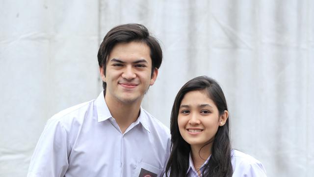 Pamer Foto Mesra Rizky Nazar Cut Syifa Sudah Resmi Pacaran Showbiz Liputan6 Com