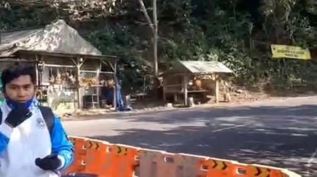 Kondisi jalur gumitir ditutup total (istimewa)
