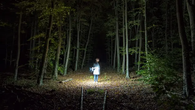 [Bintang] Buat 5 Shio Ini, Hantu Itu Cuma Bullshit!