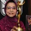 Waldjinah adalah seorang penyanyi keroncong asal Indonesia.
