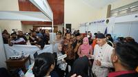 Gubernur Jawa Tengah Ganjar Pranowo dalam acara Cilacap Job And Education (JED) Fair 2023 di SMKN 1 Cilacap, Kabupaten Cilacap, Jateng. (Istimewa)