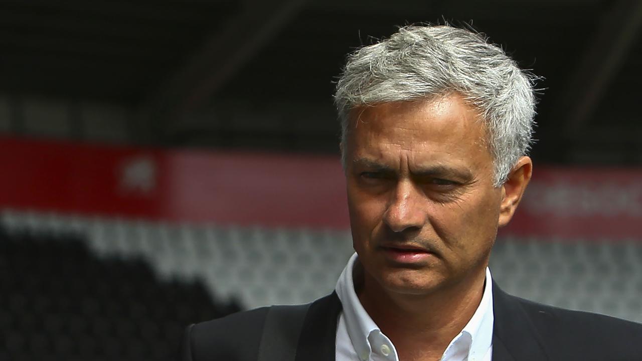 Manchester United (MU)