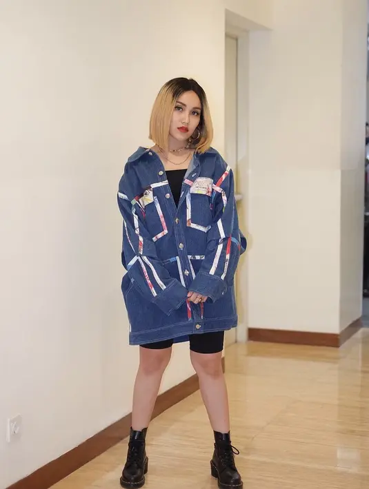 Gaya rambut Ayu Ting Ting yang bisa menginspirasimu/dok. Instagtam @ayutingting92