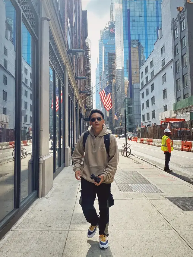 Calvin Jeremy ajak Novia Santoso bulan madu ke Amerika Serikat dan Kanada.