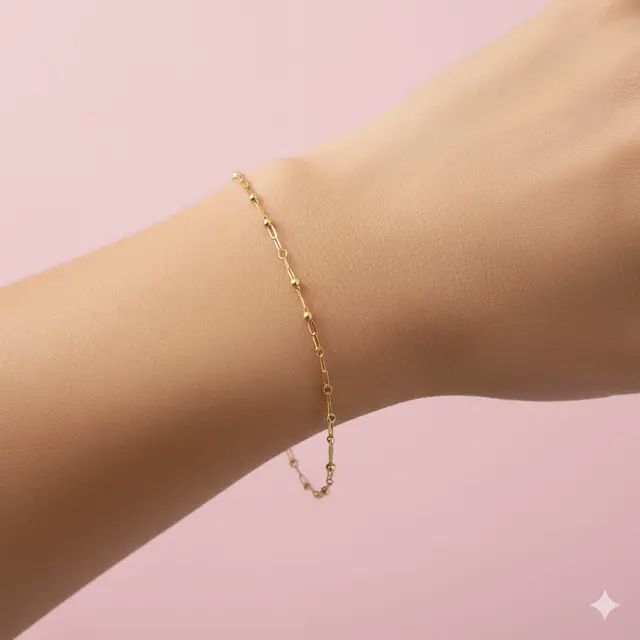 Model Gelang Emas Tipis Rantai Figaro untuk Remaja Putri yang Stylish. Gemini