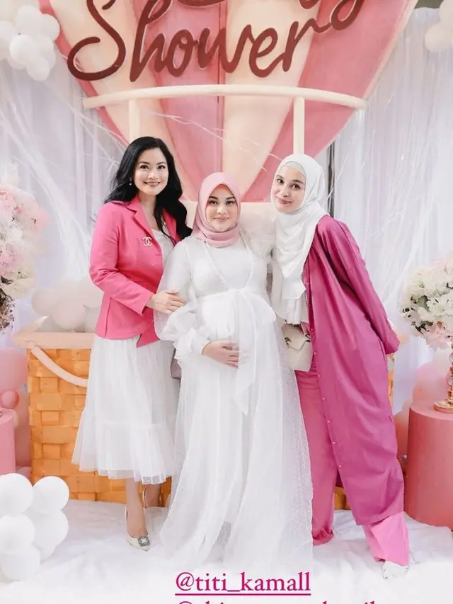 6 Artis yang Hadiri Acara Baby Shower Aurel Hermansyah, Lesty Kejora Datang Sendiri