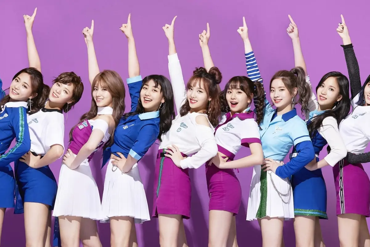 [Bintang] Tak Hanya di Korea Selatan, 7 Grup K-pop Ini Juga Populer di Jepang