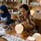 13 Cara Membuat Lampu Hias dari Sendok Plastik Bekas untuk Dijual, Kreatif dan Bernilai Ekonomi