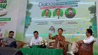Dialog tentang krisis iklim dan energi baru terbarukan di Sulawesi Tengah yang digelar dalam Festival Media Hijau 2023 di Kota Palu, Senin (11/12/2023). (Foto: Heri Susanto/Liputan6.com)