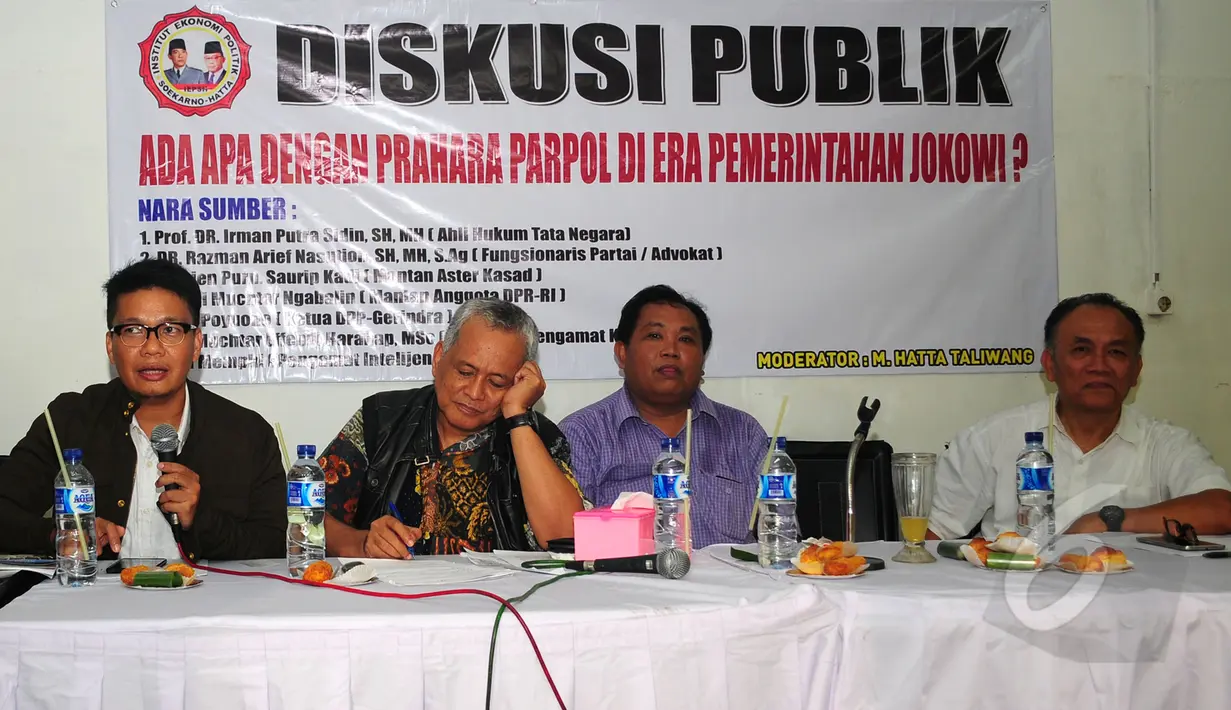 Institut Ekonomi Politik Soekarno-Hatta menggelar Diskusi Publik di Cikini Raya, Jakarta, Rabu (18/3/2015) dengan tema "Ada Apa Dengan Prahara Parpol di Era Pemerintahan Jokowi" (Liputan6.com/Yoppy Renato)