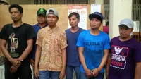 6 Pemilih 'Siluman' Tertangkap di TPS 6 Denpasar. (Liputan6.com/Dewi Divianta)