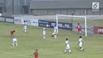 Laga lanjutan Piala AFF U19 FI Group B yang mempertemukan Timor Leste U 19 melawan Myanmar U19, berakhir imbang dengan skor 2 -2, digelora Joko Samudra selasa sore.