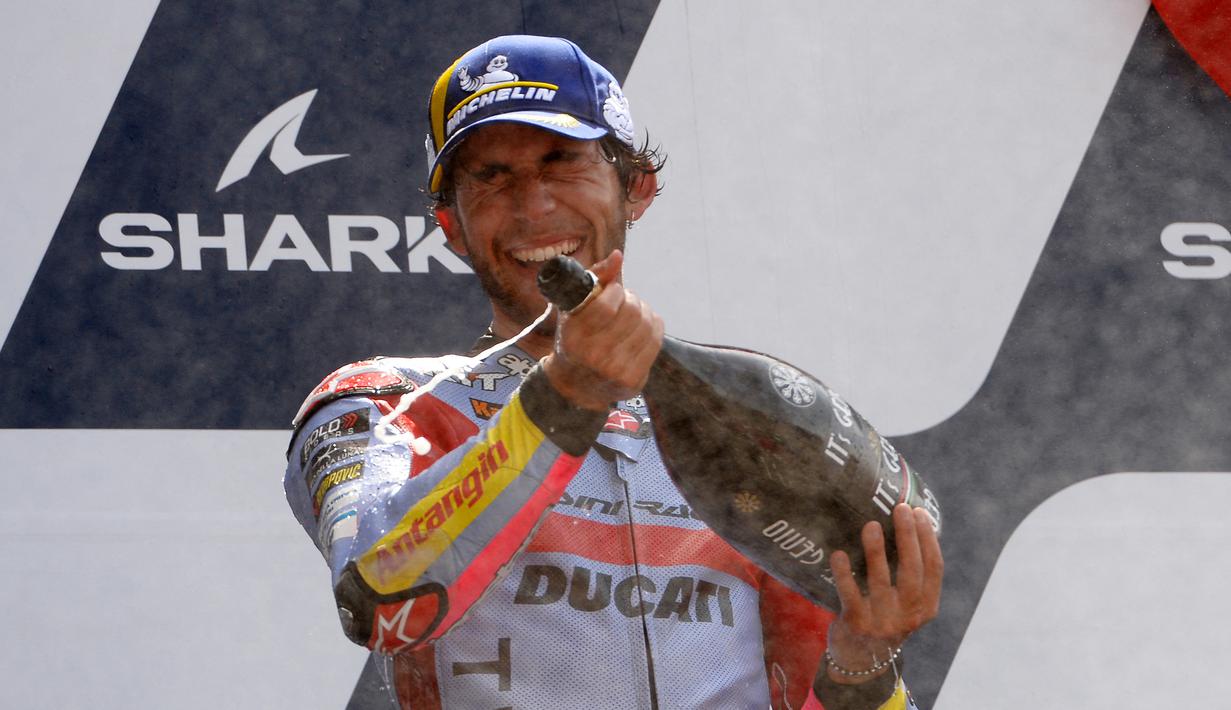 Di klasemen sementara, Enea Bastianini menempati posisi ke-3 dengan mengoleksi 94 poin di bawah Fabio Quartararo di posisi pertama dengan 102 poin dan Aleix Espargaro di posisi kedua dengan 98 poin. (AFP/Jean-Francois Monier)