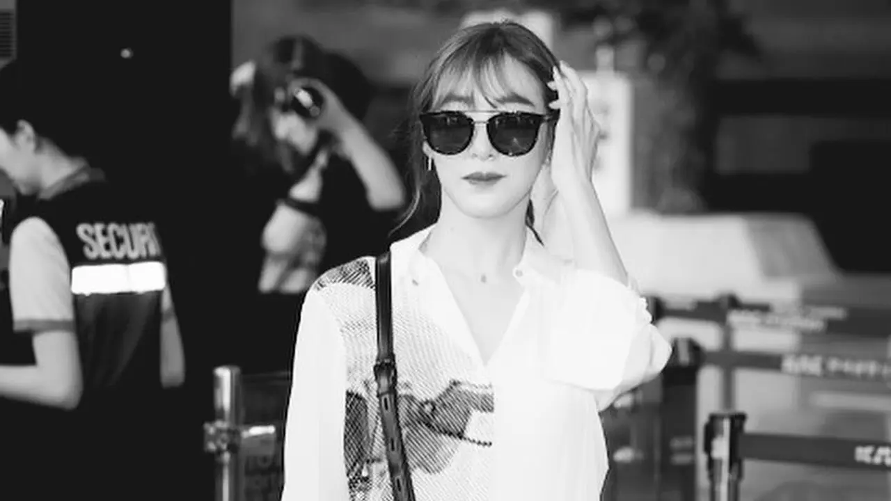 [Bintang] Sudah Keluar, Tiffany Tetap Rayakan 4000 Hari SNSD
