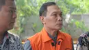 Tersangka kasus dugaan korupsi di PN Balikpapan tahun 2018, Kayat tiba untuk menjalani pemeriksaan di gedung KPK, Jakarta, Kamis (1/8/2019). Kayat diperiksa sebagai tersangka terkait menerima suap untuk membebaskan terdakwa kasus pemalsuan surat atas nama Sudarman. (merdeka.com/Dwi Narwoko)