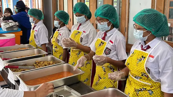 Fakta Menarik MBG Prasmanan di Jepara