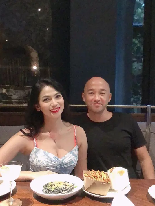 <p>[Instagram/kinaryosihmoney]</p>