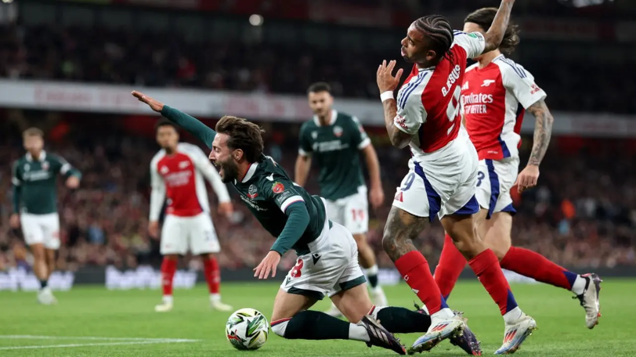 Arsenal Vs Bolton