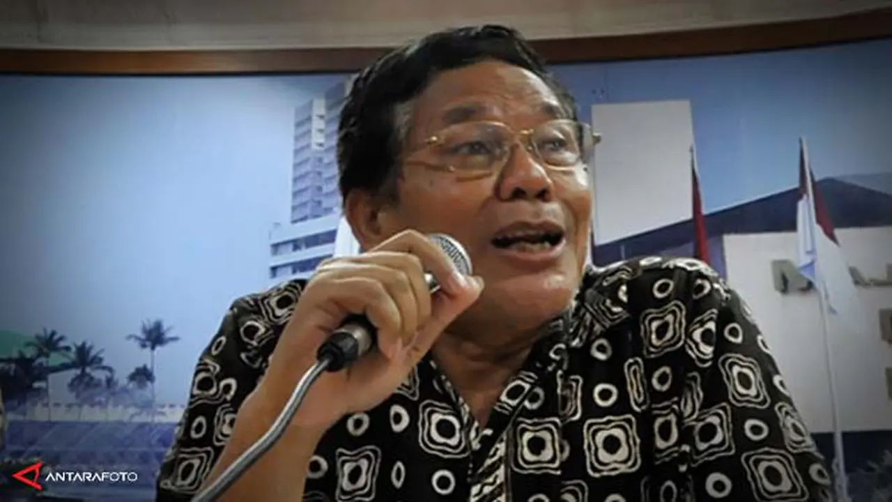 ahmad-mubarok130203b.jpg