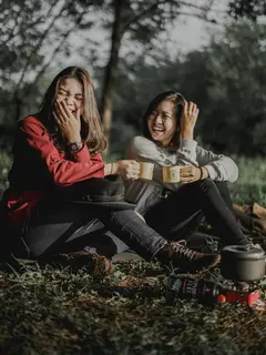 ilustrasi teman sahabat/Photo by Bagas Muhammad on Unsplash