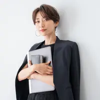 ilustrasi perempuan dewasa/chaponta/Shutetrstock