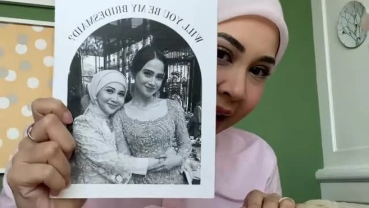 Bridesmaid Syifa Hadju