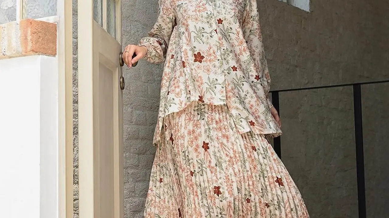 Ide Baju Lebaran Simple dari Cut Syifa