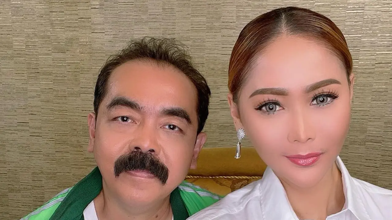 Kemesraan Inul Daratista dan Adam Suseno Memasuki 27 Tahun Pernikahan