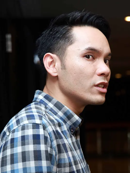 Ben mengakui bahwa sangat menikmati rumah tangga yang baru dibina sejak 30 Juli 2016 lalu. Meski ia harus beradaptasi, lantaran pasangan ini menikah tanpa melalui proses pacaran terlebih dulu. (Deki Prayoga/Bintang.com)